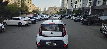 kia bongo: Kia Soul: 1.6 l | 2014 il Krossover — 6
