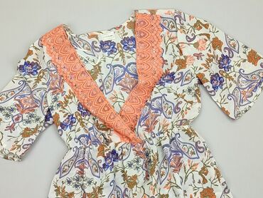 bluzki szyfonowa w kwiaty: Блуза жіноча, S, стан - Дуже гарний