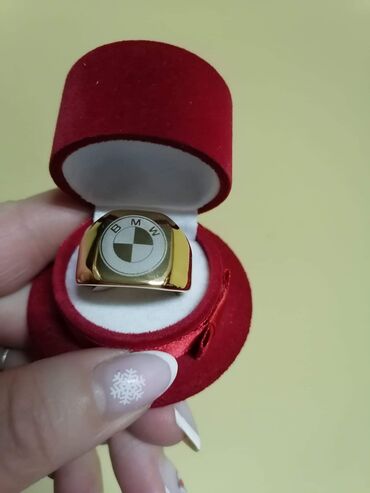 Prstenje: Vel:13
Cena:1000din — 8