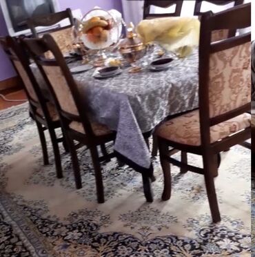 işlənmiş əşyalar: Hamısı bir yerdə 1000 azn təzə kimidir ünvan:Quba əlagə:0705732883