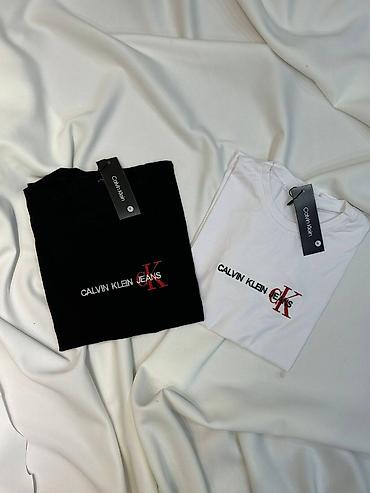 Majice: Men's T-shirt Guess, bоја - Crna — 5