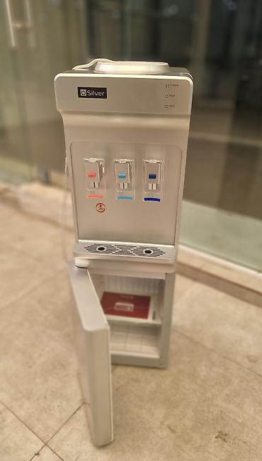 Su üçün kulerlər və dispenserlər: Dispenser su kulleri Silver Türk markası ➡️ Ağ rəngli 2 krantli alt — 14