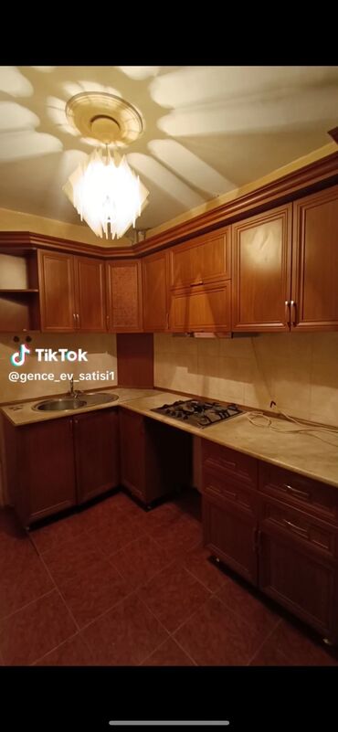 şirvan ev alqı satqısı: Гянджа, 2 комнаты, Вторичка, 52 м²