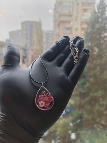 Kulonlar: Epoksi qatqı ilə hazırlanmış əl işi kulonlar - Çiçək kolleksiyası — 5