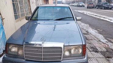 даймлер бенц: Mercedes-Benz 230: 1990 г., 2.3 л, Механика, Бензин, Седан