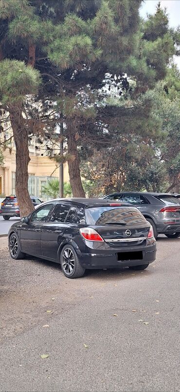 Opel: Opel Astra: 1.8 l | 2005 il Hetçbek — 4