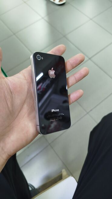 айфон обмен: IPhone 4, Черный