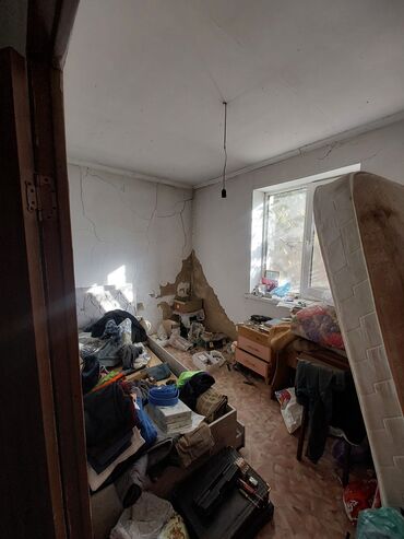 Продажа домов: Дом, 110 м², 3 комнаты, Риэлтор, Старый ремонт at lalafo.kg — 12 Продажа домов: Дом, 110 м², 3 комнаты, Риэлтор, Старый ремонт — 12