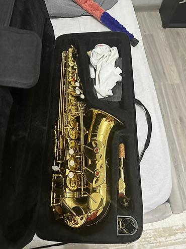 tote canta: Saksofon yamaha alt, 2 ay istifadə olunub, vəziyyəti çox yaxşıdır. Heç — 1