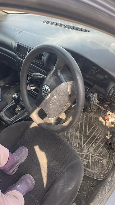 srv 3: Volkswagen Passat: 1999 г., Механика, Бензин, Седан — 3