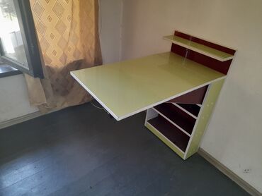 �������� ������������ ���� в Кыргызстан | Комплекты столов и стульев: Срочно прдаю догворная