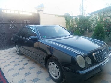 Mercedes-Benz: Mercedes-Benz E 200: 2000 г., 2 л, Механика, Бензин, Седан