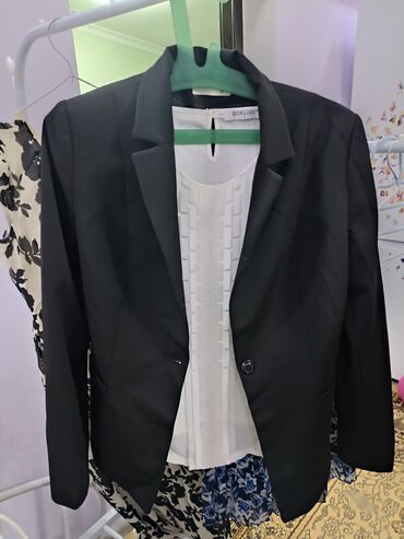 Костюмы с юбкой: Костюмы с юбкой — 3