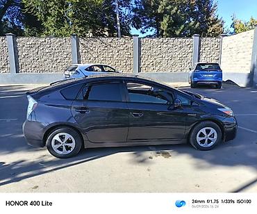 mitsubishi lancer evolution 9: Toyota Prius: 2015 г., Гибрид, Хэтчбэк — 3