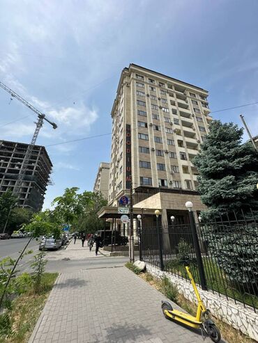 Продажа квартир: 2 комнаты, 81 м², Элитка, 3 этаж, Старый ремонт
