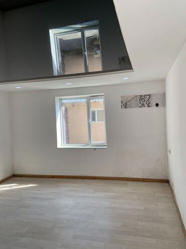 Офисы: 18 м², 1 комната, Парковка, Забор, огорожен