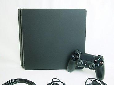 PS4 (Sony Playstation 4): U ponudi je Sony PlayStation 4 Slim. Stanje: odlično očuvana, komplet — 12