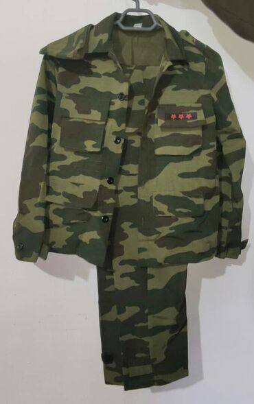 пошив мужской одежды: Продаю детский солдатский одежда костюм,брюк и пилотка (костюм 36