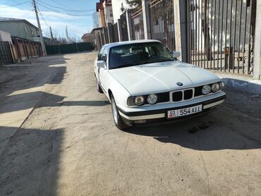 вев 34: BMW 5 series: 1991 г., 2 л, Механика, Бензин, Седан