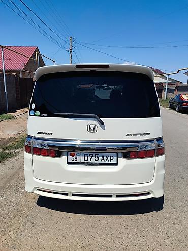 step: Honda Stepwgn: 2008 г., 2 л, Автомат, Бензин, Минивэн — 5