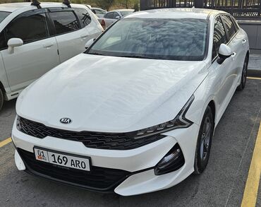 срочно в связи с переездом: Kia K5: 2019 г., 2 л, Автомат, Газ