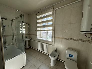 Долгосрочная аренда домов: 282 м², 6 комнат — 16