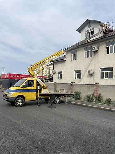 mobile stand: Услуги автовышки на базе малотоннажного шасси - Рабочая высота: около — 2