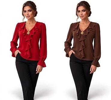 sandale 40: Elegantna ženska bluza sa volanima - Model: bluza sa V-izrezom i — 2