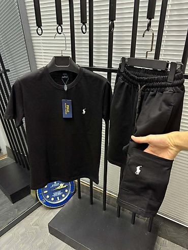 Trenerke: Komplet majca+šorc
Cena 4400, 
S,M,L,XL,XXL
PS✨ — 14