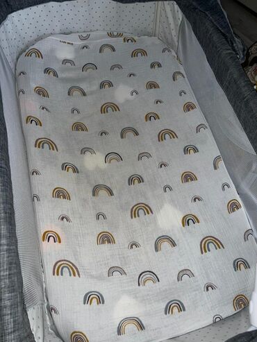 Beşiklər: Oğlan və qız üçün, Dördbucaq, Beşik, Dəst ilə, Matras ilə, Yellənmə mexanizmsiz — 2