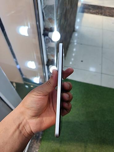 2 el iphone 15: Xiaomi 15 Pro, 256 GB, rəng - Gümüşü — 2