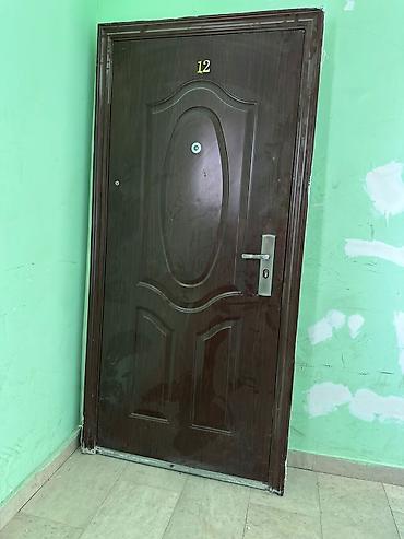 Mənzil üçün İşlənmiş Giriş qapısı Glazok ilə, Zəmanətsiz, Ünvandan götürmə