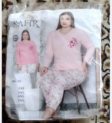 zara dəst: 3XL (EU 46)