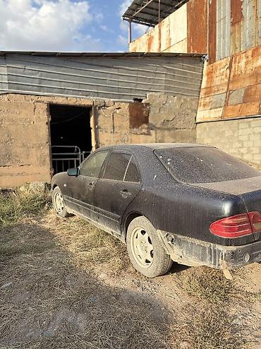 армения обмен: Mercedes-Benz E-Class: 1998 г., 2.3 л, Механика, Бензин, Седан — 3