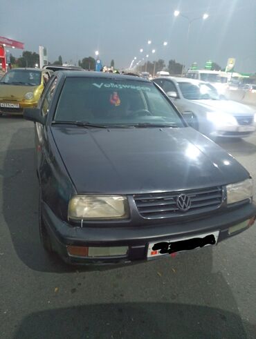 фолсваген таурек: Volkswagen Vento: 1994 г., 1.8 л, Механика, Бензин, Седан