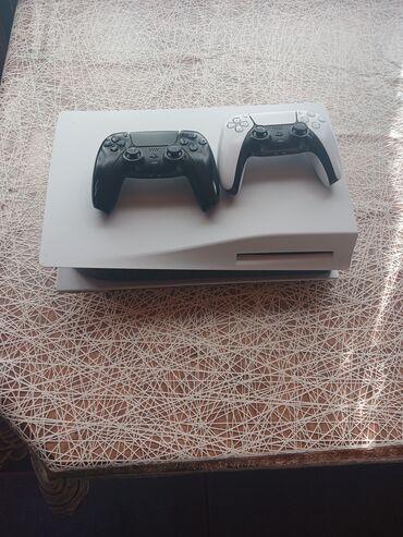 PS5 (Sony PlayStation 5): PlayStation 5 (disk yuvalı versiya) oyun konsolu super vezyetdi dir — 8