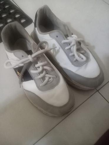 trendyolu: Qara salvar 12manat xs razmer don etiketli 10manat xl razmer krasovka — 3