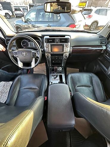 Другие детали салона: Toyota 4Runner — интерьер и оснащение свежый не оформленый - Руль с — 3