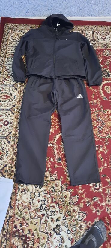 adidas спортивный костюм мужской: Спортивный костюм 6XL (EU 52), цвет - Черный