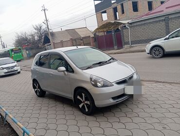 уаз хантер: Honda Fit: 2003 г., 1.5 л, Типтроник, Бензин, Хэтчбэк