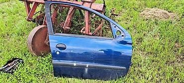 auto pragovi: PREDNJA DESNA VRATA TEGET 5V ZA PEUGEOT 206 | imam sve delove za — 1