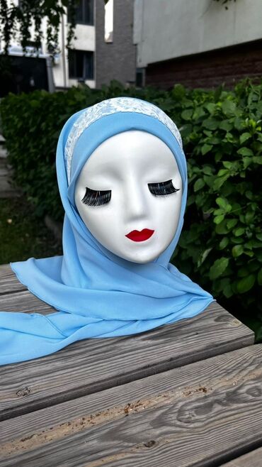 Шарфы, палантины: Изумрудно-зеленый хиджаб из легкой ткани. Украшен расшитой тесьмой — 21