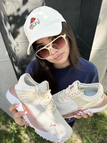 Women's Sneakers and athletic shoes: Женские кепки/кроссовки/очки Девочки лучшие подборки для вас! 🤗💛 — 4