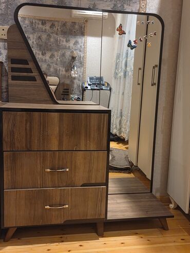 двери гармошка в баку: Трюмо at lalafo.az двери гармошка в баку: Трюмо