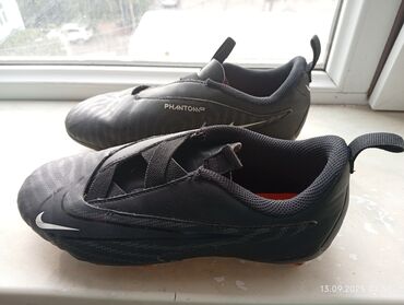 Krasofkalar və idman ayaqqabıları: Məhsul: Nike Phantom GX futbol butsaları - Rəng: qara, boz naxışlı