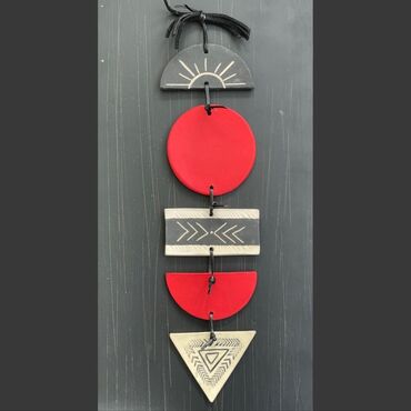 black latte: Divar üçün dekor. əl işidir. material: - seramik gil Çatdırılma