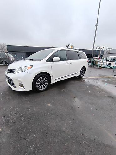 Toyota: Toyota Sienna: 2018 г., 3.5 л, Автомат, Бензин, Минивэн — 3