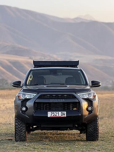 Toyota: Toyota 4Runner: 2020 г., 4 л, Автомат, Бензин, Внедорожник — 3