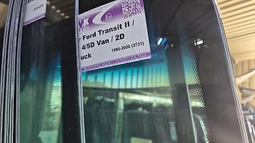 Лобовое стекло для Ford Transit II (1986–2000) - Применяемость: Ford at lalafo.kg Лобовое стекло для Ford Transit II (1986–2000) - Применяемость: Ford