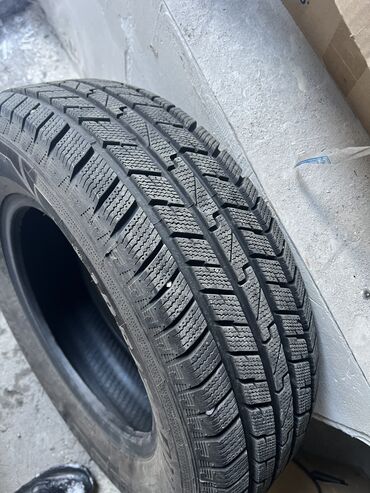 диска r14: 195/70 R14
Бир сезон айдалган
 2шт